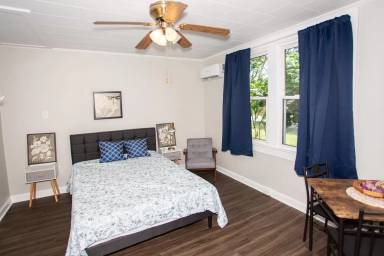 Main picture of 111 Summit St