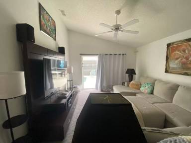 Main picture of 863 Lockbreeze Dr