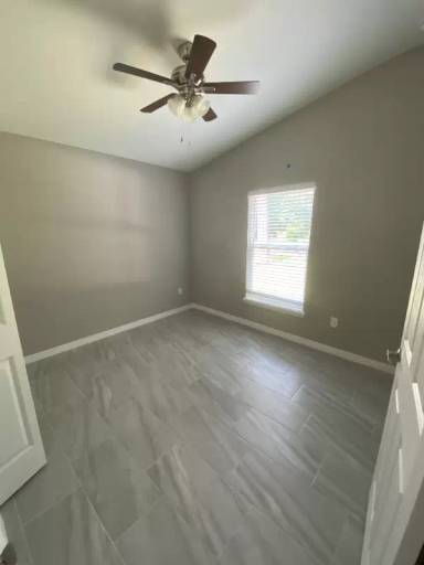 Main picture of 2893 S Palmetto Ave