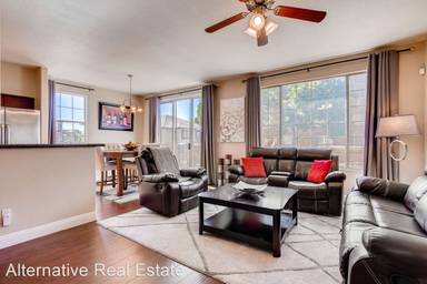 Main picture of 1617 Queen Victoria St