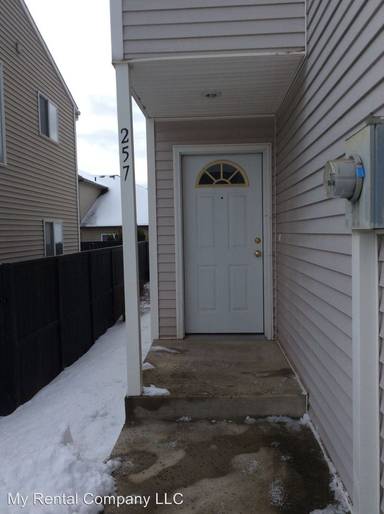 Main picture of 257 NW Clay Ct