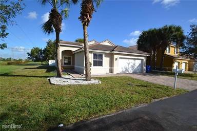Main picture of 3585 SW 50th St