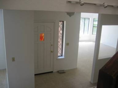 Main picture of 615 E Boyd St
