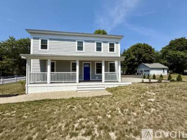Main picture of 209 Bank St