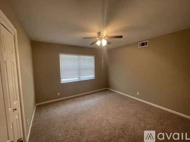Main picture of 5634 Ludington Dr