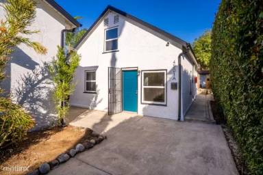 Main picture of 4535 Palm Ave