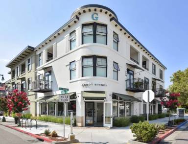 Main picture of 107 G St