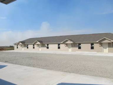 Main picture of 401 Cardinal St