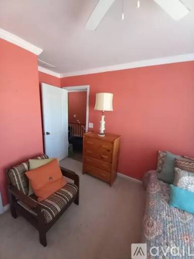 Main picture of 202 Crescent Woode Way