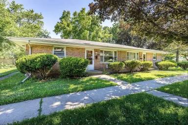 Main picture of 4829 Cleveland Ave