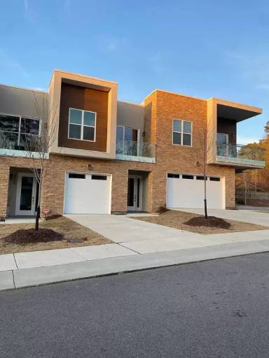 Main picture of 4002 Southpoint Landing Way