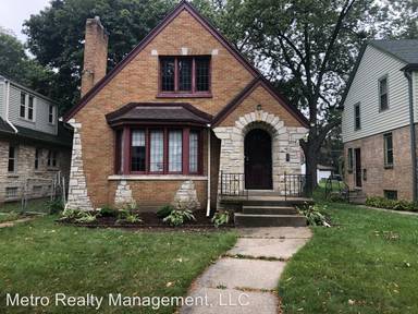 Main picture of 3853 N 42nd St