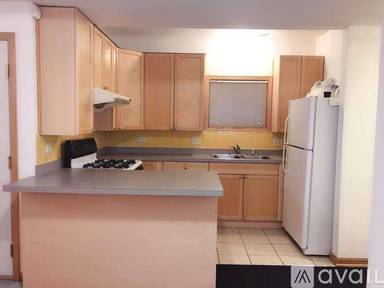 Main picture of 3714 S Hermitage Ave