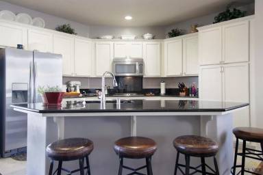 Main picture of 1909 Delacorte Dr