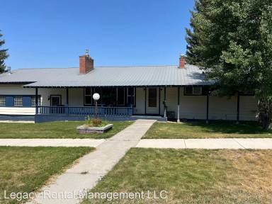 Main picture of 305 E 3rd S