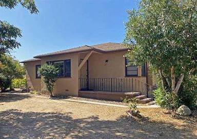 Main picture of 17 Baker Ln