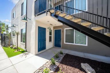 Main picture of 3204 Collier Ave