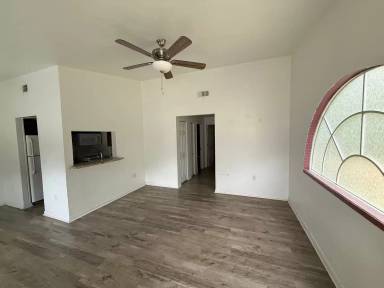 Main picture of 2034 SW 70th Ter