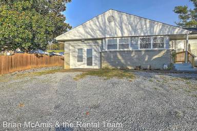 Main picture of 51 Dearstone Dr