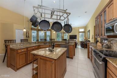 Main picture of 26150 SW 132nd Pl