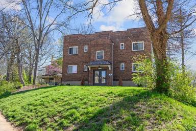 Main picture of 4300 Erie Ave