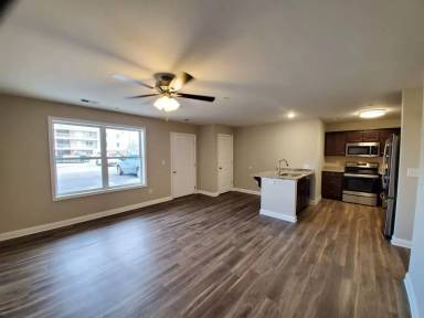Main picture of 3500 College Dr