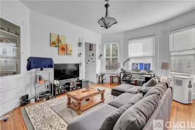Main picture of 315 Alden Ave