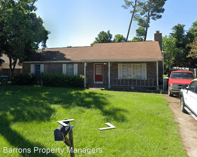 Main picture of 3263 Maplewood Dr