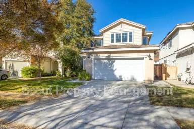 Main picture of 33554 Cedar Creek Ln