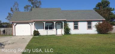 Main picture of 403 Hooks Ln