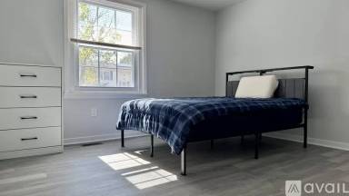 Main picture of 131 N Garfield Rd
