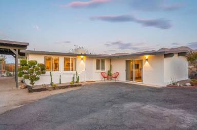 Main picture of 6651 Mount Shasta Ave