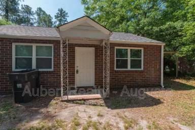 Main picture of 2202 Roosevelt Dr