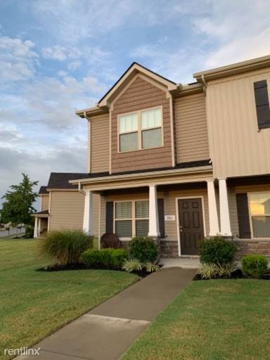 Main picture of 913 Beavercreek Way