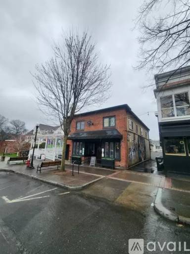 Main picture of 67 N Pleasant St