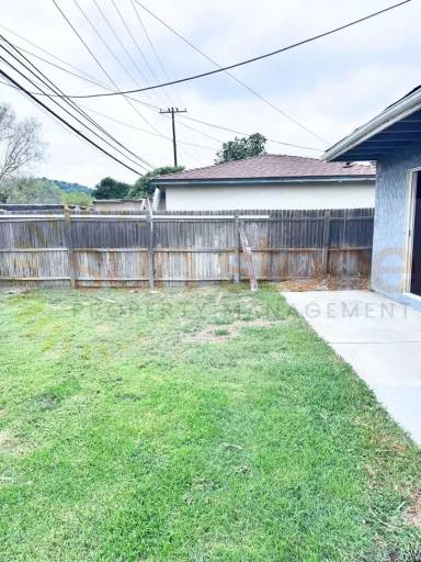 Main picture of 1542 Meserve St