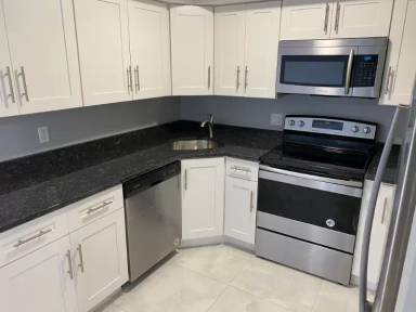 Main picture of 3650 Village Dr