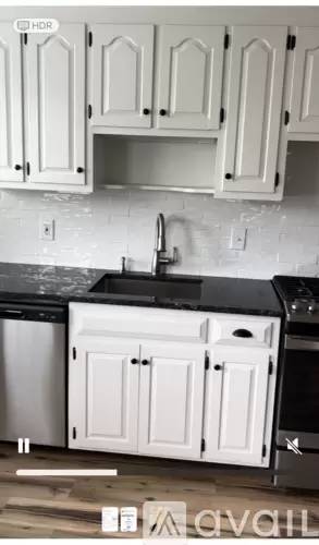 Main picture of 90 Albany Ave