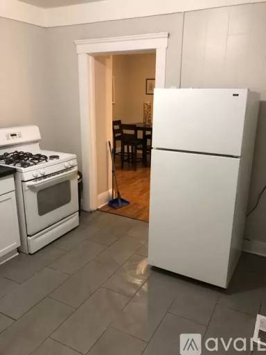 Main picture of 3173 W 38th St
