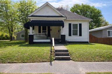 Main picture of 1902 Harrison St