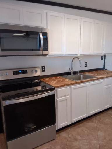 Main picture of 7921 E Glade Ave