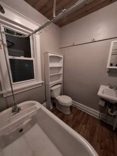 Main picture of 1027 E Chapman St