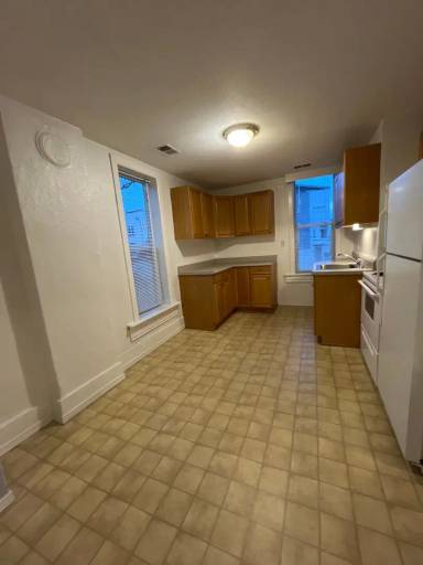 Main picture of 2328 Federal Blvd