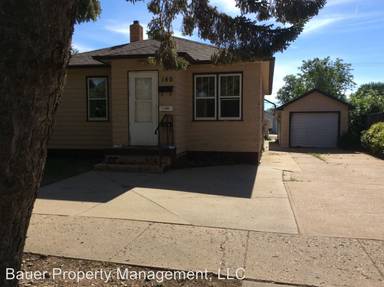 Main picture of 140 11th Ave W