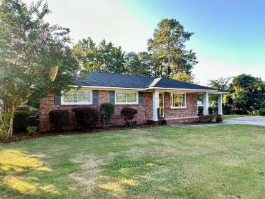 Main picture of 1710 Bellevue Dr