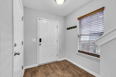 Main picture of 138 Ristona Dr