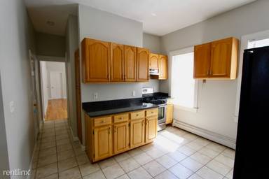 Main picture of 154 Bennington St