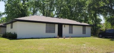 Main picture of 904 Trigger St