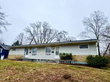 Main picture of 202 NW 22nd St