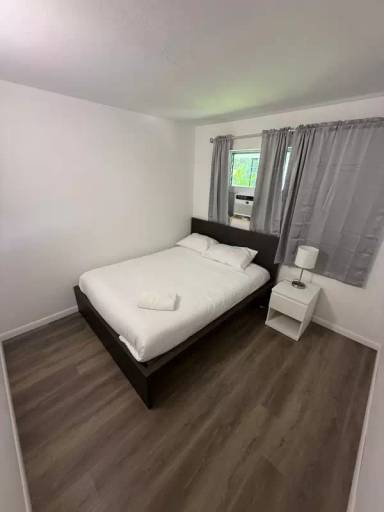 Main picture of 1017 NE 14th Ave